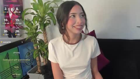 Snapshot of britney_rose13 chatting on September 18, 7:21 am britney rose online show from September 18, 7:21 am