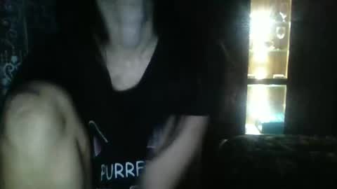 Snapshot of britneyamy chatting on December 2, 10:56 pm Britney online show from December 2, 10:56 pm