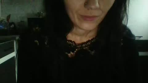 Snapshot of britneyamy chatting on December 9, 1:45 pm Britney online show from December 9, 1:45 pm