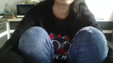 Snapshot of britneyamy chatting on December 20, 1:54 pm Britney online show from December 20, 1:54 pm