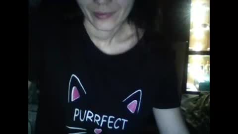 Snapshot of britneyamy chatting on December 20, 9:39 pm Britney online show from December 20, 9:39 pm