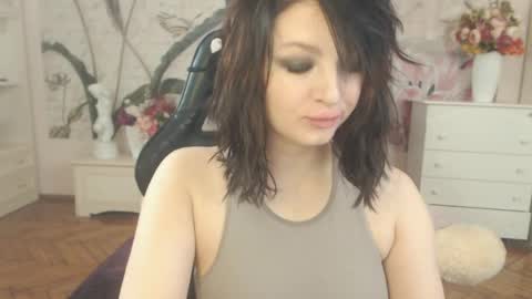 Snapshot of britneybarker chatting on May 5, 4:53 am britneybarker online show from May 5, 4:53 am