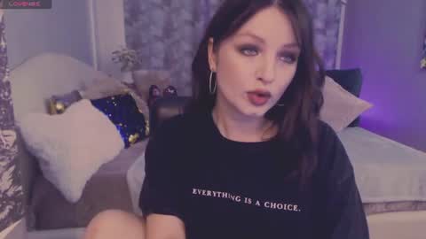 Snapshot of britneybarker chatting on July 26, 5:37 am britneybarker online show from July 26, 5:37 am