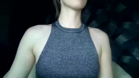 Snapshot of britneykittens chatting on January 3, 4:37 pm BritneyKittens online show from January 3, 4:37 pm