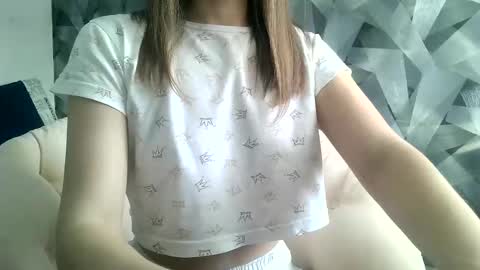 Snapshot of britneykittens chatting on January 30, 9:04 am BritneyKittens online show from January 30, 9:04 am