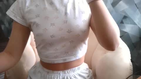 Snapshot of britneykittens chatting on September 16, 8:59 am BritneyKittens online show from September 16, 8:59 am