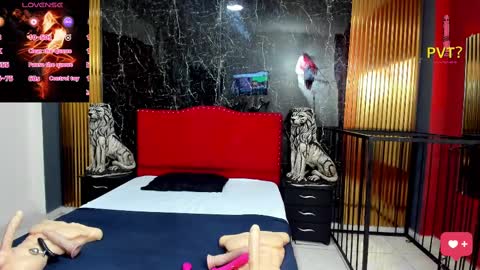 Snapshot of britneysweet_ chatting on February 14, 2:39 am BritneySweet online show from February 14, 2:39 am