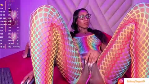 Snapshot of britneyvega chatting on February 11, 3:08 am Britney online show from February 11, 3:08 am