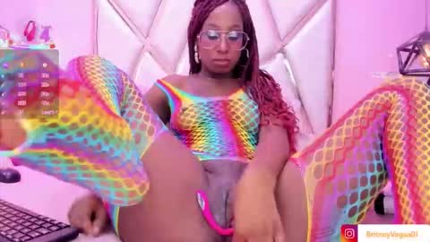 Snapshot of britneyvega chatting on November 26, 2:34 am Britney online show from November 26, 2:34 am