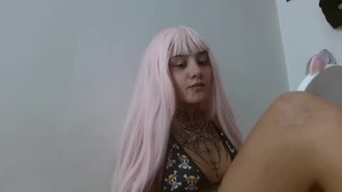 maru miaw   Please help me to reach 100 thumbs up online show from October 5, 11:13 pm