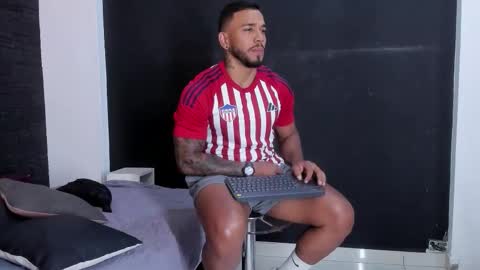 Snapshot of brock_hurn chatting on September 12, 9:26 pm brock_hurn online show from September 12, 9:26 pm