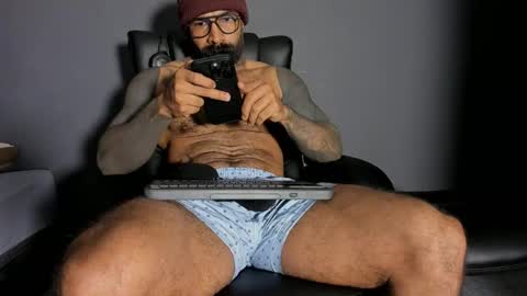 brockhurn_ online show from May 20, 12:28 am