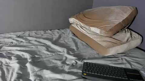 brockhurn_ online show from June 17, 3:42 am