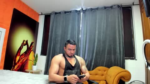 Snapshot of brody_hartchert chatting on October 15, 7:36 pm brody_hartchert online show from October 15, 7:36 pm
