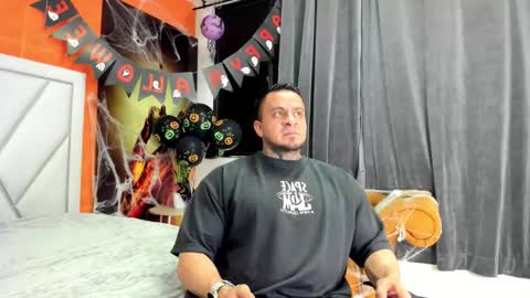 Snapshot of brody_hartchert chatting on October 18, 7:03 pm brody_hartchert online show from October 18, 7:03 pm