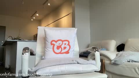 Brody Biggs online show from June 21, 9:17 pm