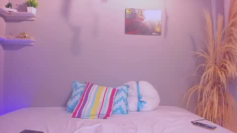 Brook online show from February 4, 2:39 am