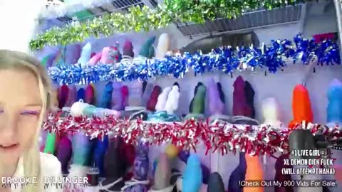 Snapshot of brookedillinger chatting on October 7, 12:52 am Brooke1993 online show from October 7, 12:52 am