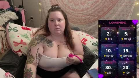 Madam Brooke online show from April 5, 7:44 pm