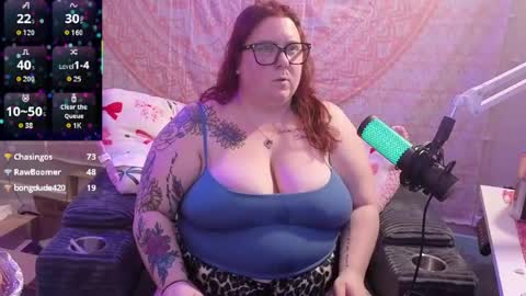 Snapshot of brookenicole3 chatting on May 17, 1:14 am Madam Brooke online show from May 17, 1:14 am