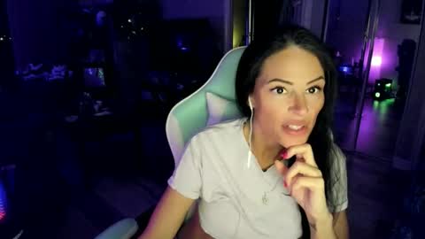 Brooke Summer xo online show from April 10, 2:39 am