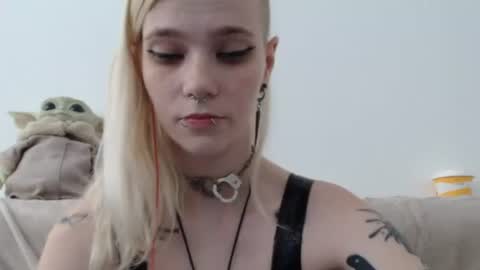 brookewylde_20 online show from July 4, 10:21 am