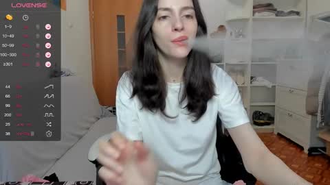 broosnica1 online show from May 1, 8:30 am