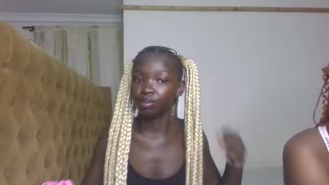 Snapshot of brown_sugar4 chatting on March 1, 6:32 pm brown_sugar4 online show from March 1, 6:32 pm