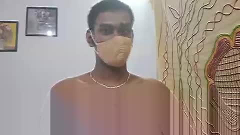 Snapshot of brownguy2505 chatting on November 17, 2:34 pm brownguy2505 online show from November 17, 2:34 pm