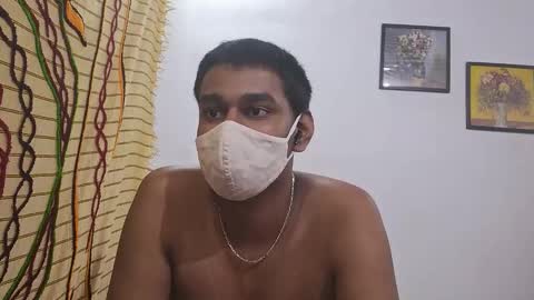 Snapshot of brownguy2505 chatting on December 5, 6:48 pm brownguy2505 online show from December 5, 6:48 pm