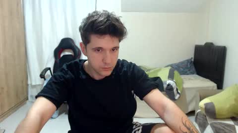 brownhaiir online show from October 4, 8:51 pm