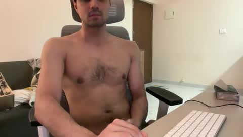 Snapshot of brownmeverick chatting on April 9, 4:56 pm brownmeverick online show from April 9, 4:56 pm