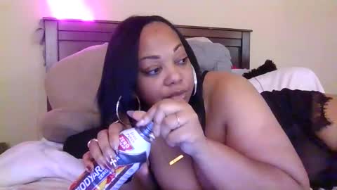 brownroundrenee online show from October 28, 10:08 am