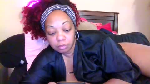 brownroundrenee online show from July 15, 11:26 am