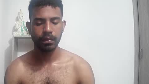 bruce_1111 online show from August 1, 1:32 pm