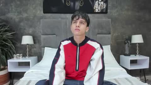 Bruce Hans online show from November 5, 11:32 am