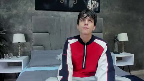 Bruce Hans online show from November 25, 11:43 am