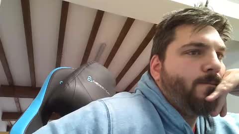 Bruce Wayne online show from December 27, 9:28 am