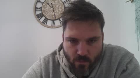 Bruce Wayne online show from December 1, 9:25 am