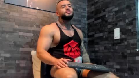 brucedallas online show from August 9, 3:23 am