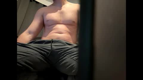 Snapshot of brucelogan80 chatting on September 25, 11:41 pm brucelogan80 online show from September 25, 11:41 pm