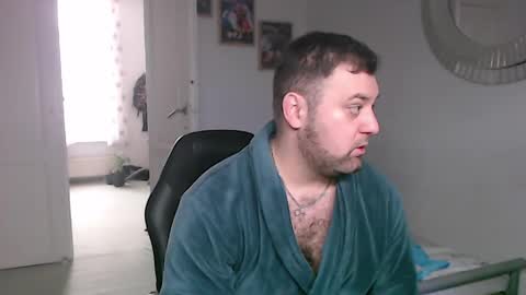 Snapshot of brucemf chatting on February 14, 11:31 am Bruce online show from February 14, 11:31 am