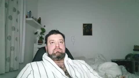 Snapshot of brucemf chatting on November 27, 4:31 pm Bruce online show from November 27, 4:31 pm