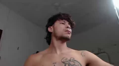 brucewayne1_ online show from September 11, 12:11 am