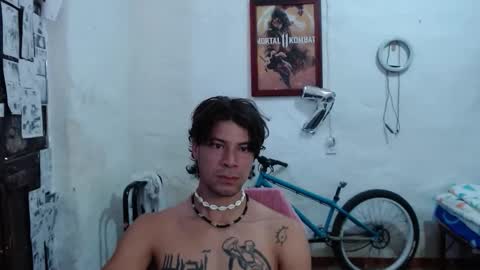 brucewayne1_ online show from October 15, 6:30 pm