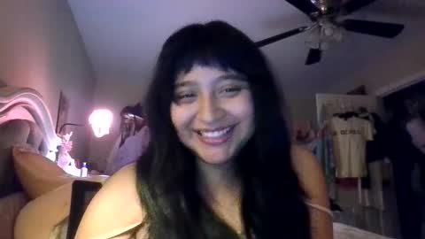 brujerita_dmota online show from February 26, 3:49 am