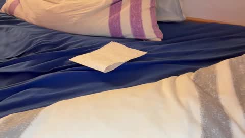 Brujo 4 online show from December 17, 2:55 pm