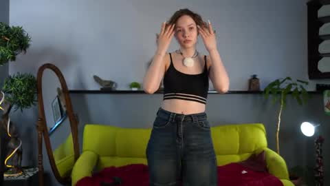 Tess online show from May 12, 2:14 pm