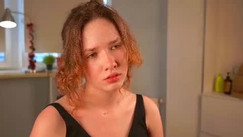 Tess online show from July 10, 3:03 pm