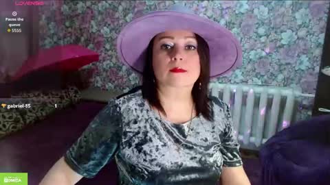 Julia online show from June 12, 10:30 pm